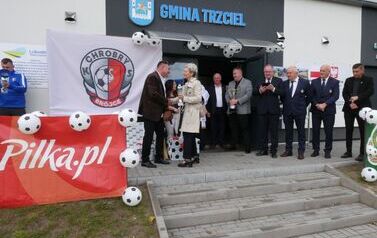Otwarcie szatni w Br&oacute;jcach 7