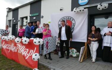 Otwarcie szatni w Br&oacute;jcach 11